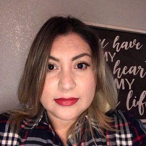 Meet your Posher, Sonia